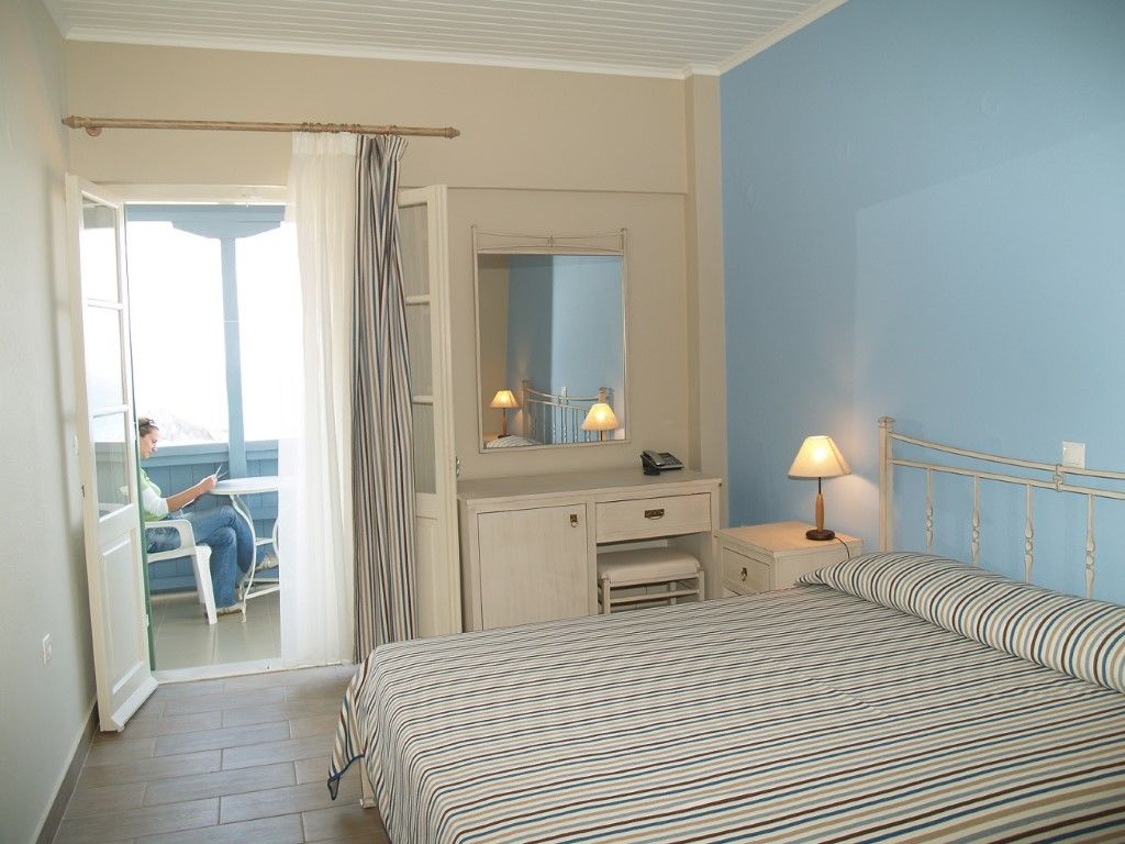 Hotel Áyios Nikítas Екстериор снимка